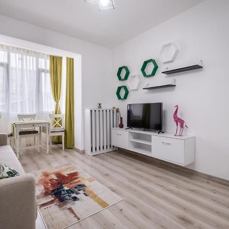 Laroka House Cosy And Modern Apartment Universitate-City Centre بوخارست المظهر الخارجي الصورة