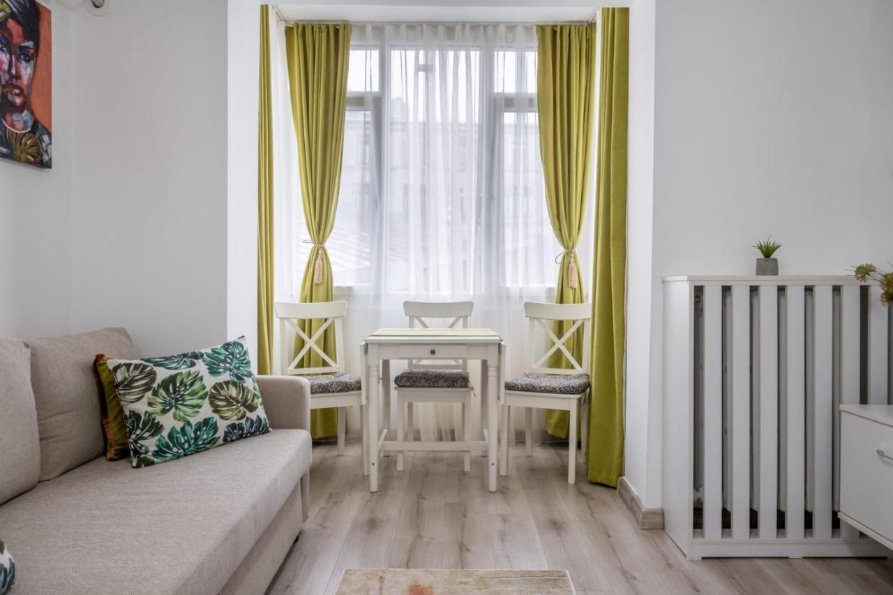 Laroka House Cosy And Modern Apartment Universitate-City Centre بوخارست المظهر الخارجي الصورة