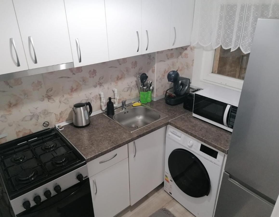 Laroka House Cosy And Modern Apartment Universitate-City Centre بوخارست المظهر الخارجي الصورة